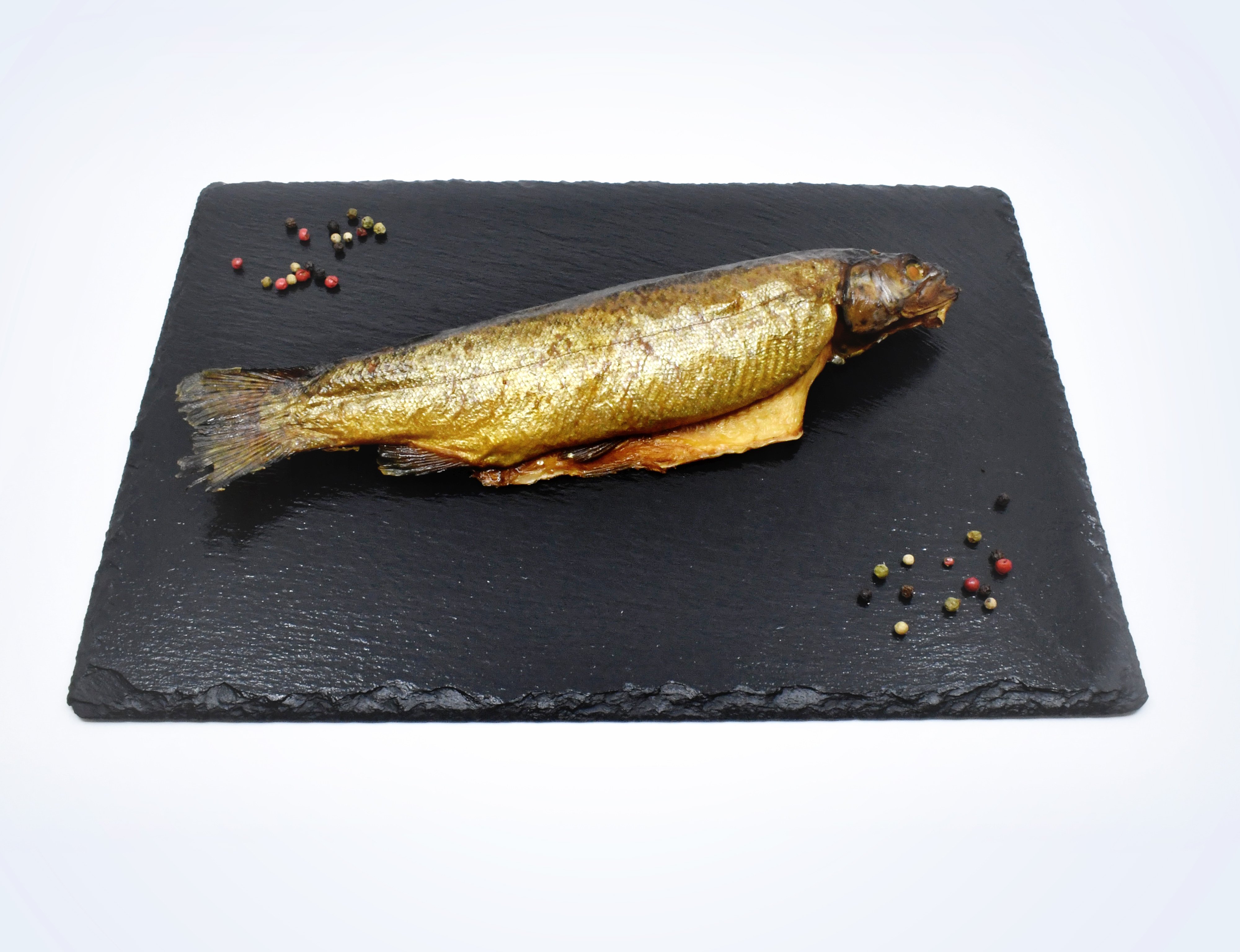 Pstruh-volne-uzena-ilustracni_UPR_bez-QR